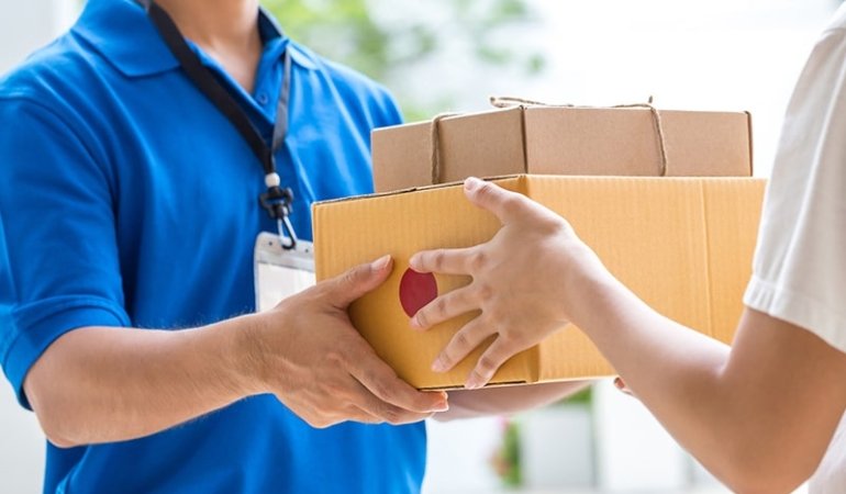 kargo_teslim_alirken_dikkat_edilmesi_gerekenler_ofix_blog